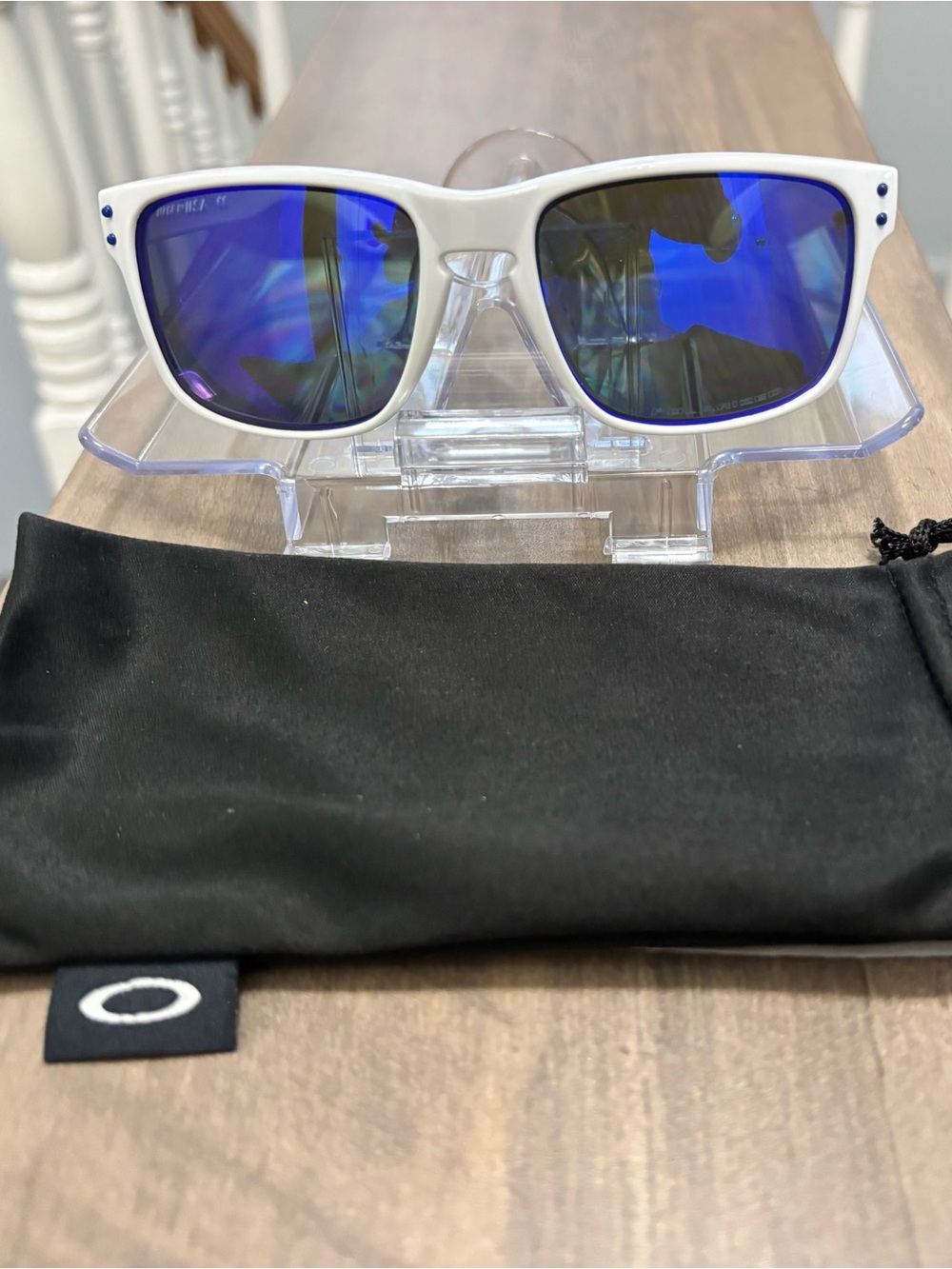 Oakley White Frame dark Blue Mirror Lens Sunglasses